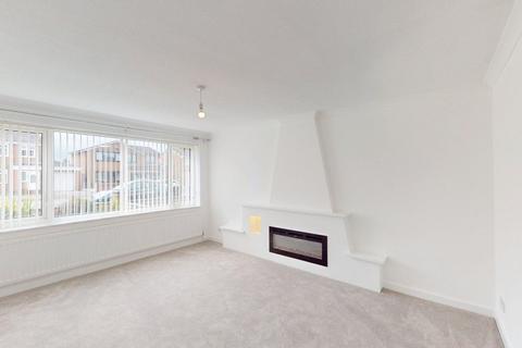 3 bedroom semi-detached house to rent, Crossdale Road, Hindley Green, WN2