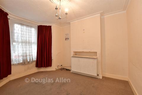 2 bedroom terraced house for sale, Kenneth Road, Romford, Essex