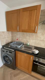 1 bedroom flat to rent, Village Way, London NW10