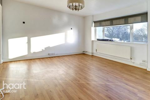 2 bedroom flat for sale, Tanys Dell, Harlow