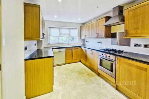 4 bedroom house to rent, Dell Close, Fair Oak, SO50