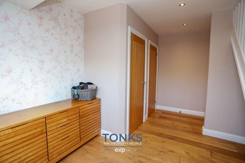 3 bedroom semi-detached house for sale, Oldnall Close, Stourbridge DY9