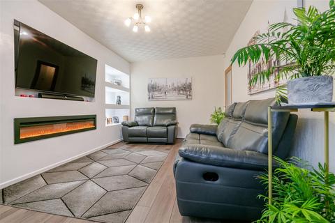 undefined, Woburn Ave, Leigh