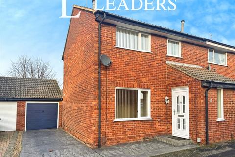 3 bedroom house to rent, Melford Way, Felixstowe, IP11
