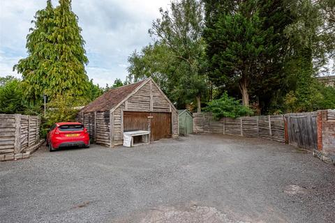 5 bedroom detached house for sale, 10 Church Street, Shifnal, TF11 9AA
