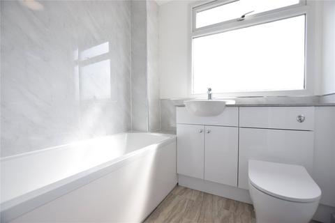 3 bedroom semi-detached house to rent, Fosse Way, Garforth, Leeds, West Yorkshire