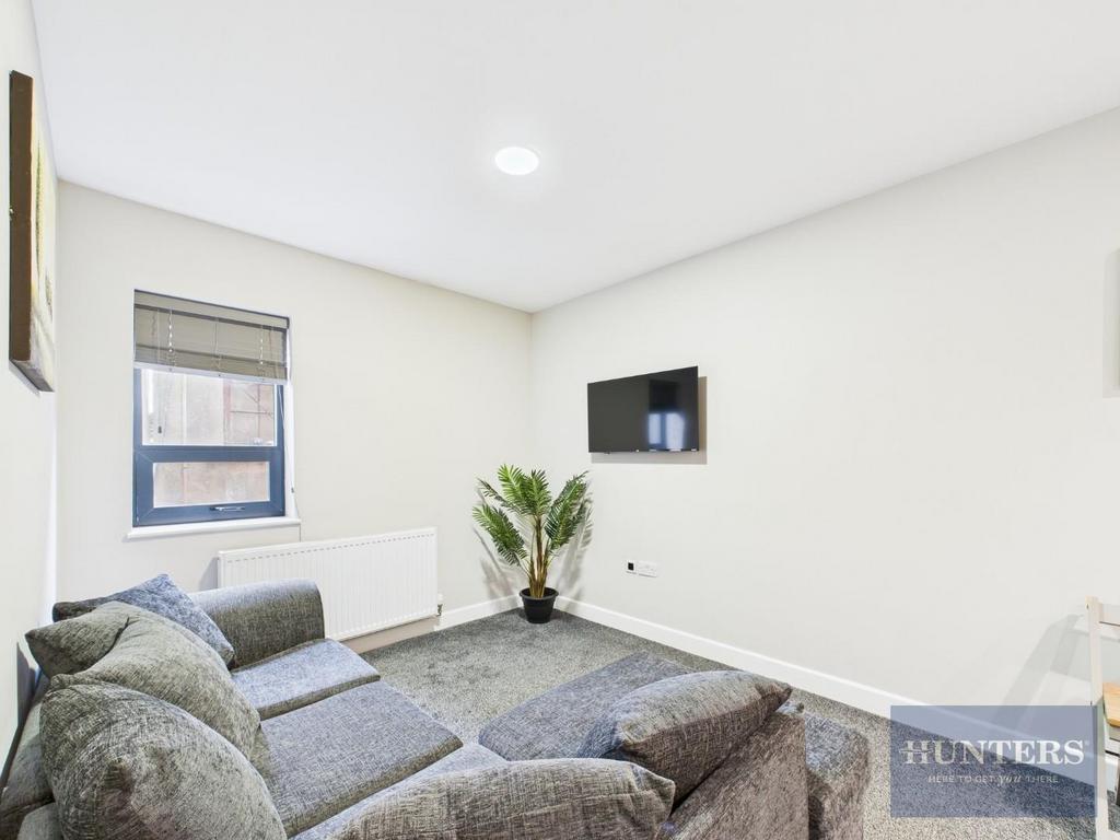 Kitchen / Living Room