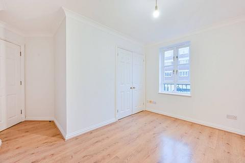 2 bedroom flat for sale, Corney Reach Way, Corney Reach, London, W4