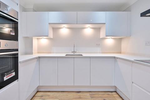 2 bedroom flat for sale, Corney Reach Way, Corney Reach, London, W4