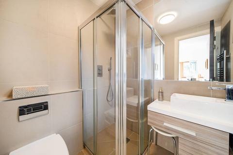2 bedroom flat for sale, Uxbridge Road, Ealing, London, W13