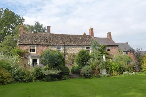 5 bedroom character property to rent, Cottesmore Road, Burley LE15
