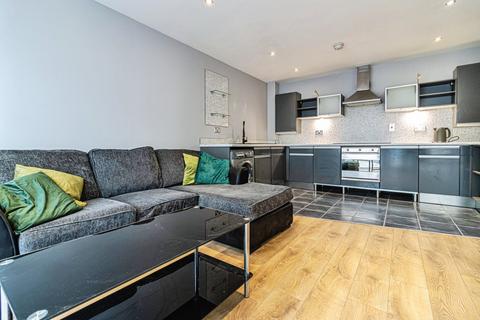 2 bedroom apartment to rent, City Road East, Greater Manchester M15