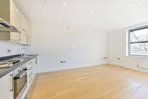 2 bedroom flat to rent, Barnsbury Lane, Surbiton, KT5