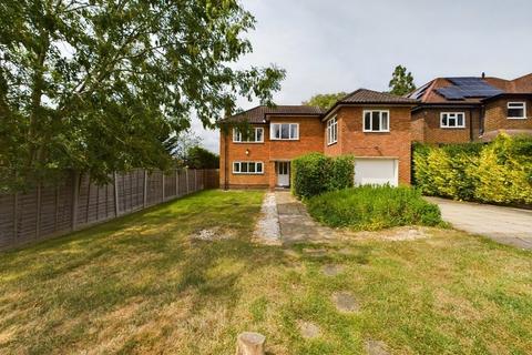 4 bedroom detached house to rent, Wieland Road, Northwood, HA6