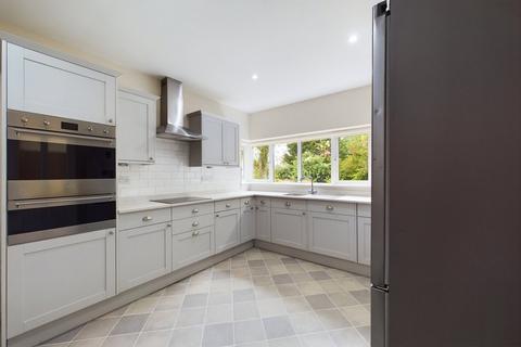 4 bedroom detached house to rent, Wieland Road, Northwood, HA6
