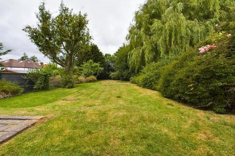 4 bedroom detached house to rent, Wieland Road, Northwood, HA6