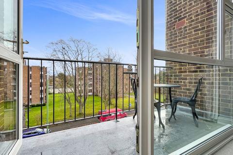 1 bedroom flat for sale, Willow Road, Wallington SM6