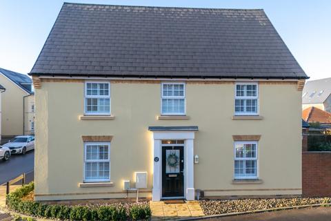4 bedroom detached house for sale, Barley Fields, Thornbury, South Gloucestershire, BS35