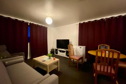 undefined, Mitcham CR4