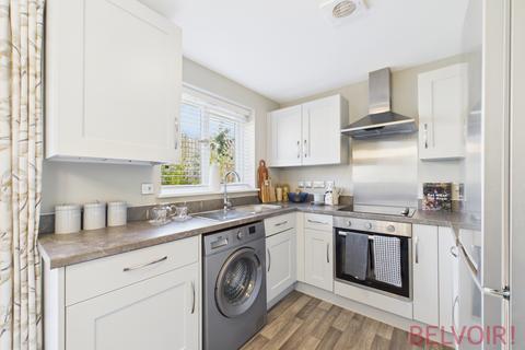 3 bedroom semi-detached house to rent, Curie Close, Forest Town, NG19