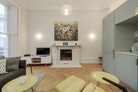 1 bedroom flat to rent, Westbourne Gardens, London, W2