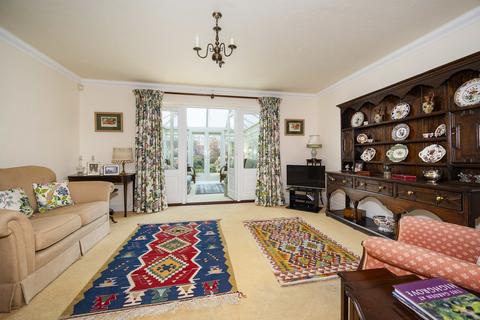 3 bedroom terraced house for sale, Deacons Close, Lavenham, Suffolk