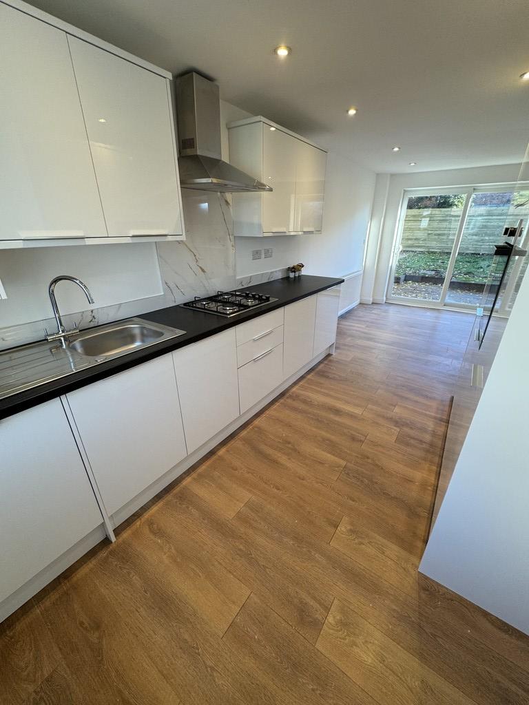 Kitchen 1