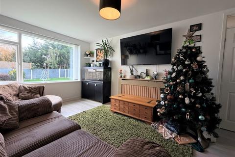 undefined, Collimer Close, Chelmondiston