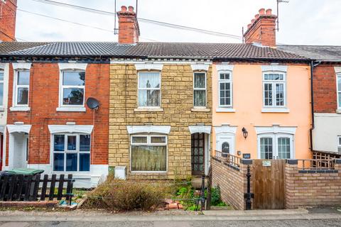 3 bedroom terraced house for sale, Wellingborough Road, Rushden NN10