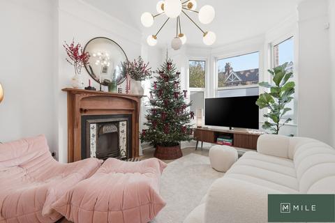 2 bedroom ground floor flat for sale, Odessa Road, London NW10