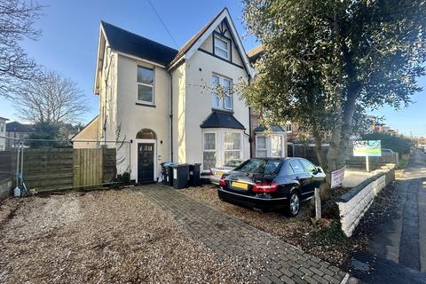 1 bedroom apartment to rent, Hamilton Road, Bournemouth