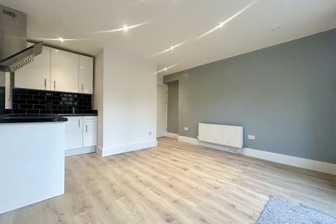 1 bedroom apartment to rent, Hamilton Road, Bournemouth