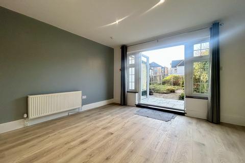 1 bedroom apartment to rent, Hamilton Road, Bournemouth