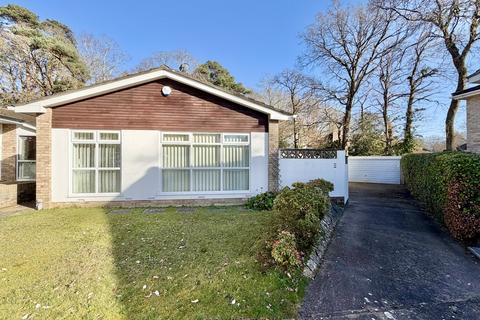 3 bedroom detached bungalow for sale, Whitchurch Avenue, Broadstone