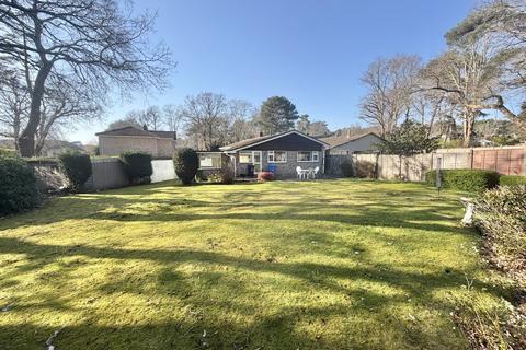 3 bedroom detached bungalow for sale, Whitchurch Avenue, Broadstone
