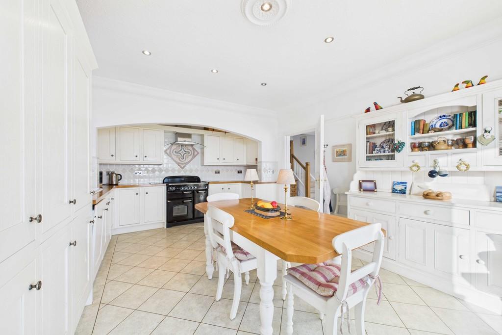 Breakfast Kitchen