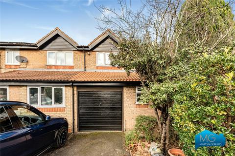 3 bedroom semi-detached house to rent, Taunton Drive, East Finchley, London, N2