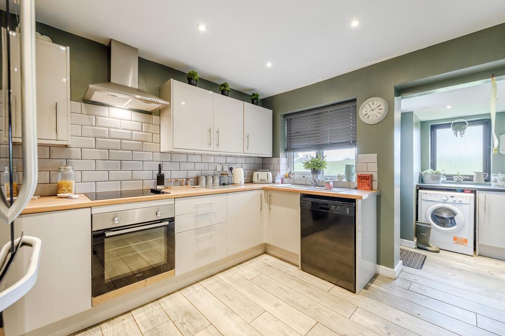 Kitchen/Utility Room
