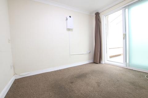 undefined, Colnbrook