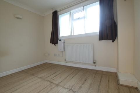undefined, Colnbrook