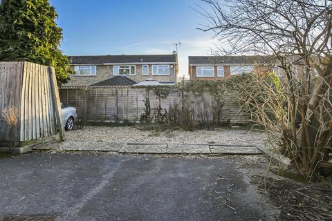 undefined, Colnbrook