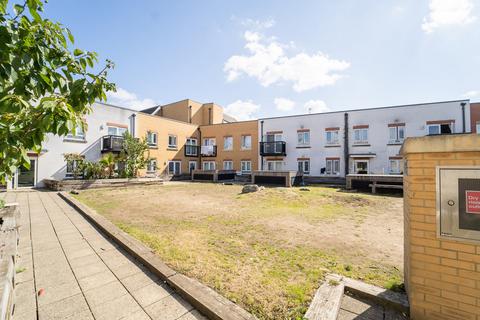 undefined, Featherstone Road, Southall