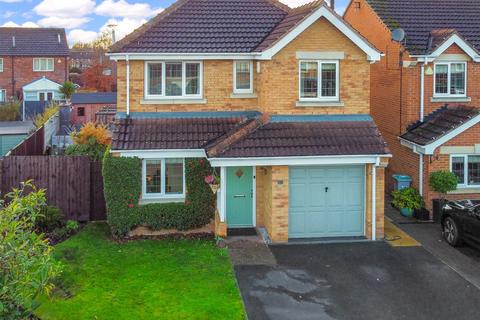 4 bedroom detached house for sale, Saucemere Drive, Newark