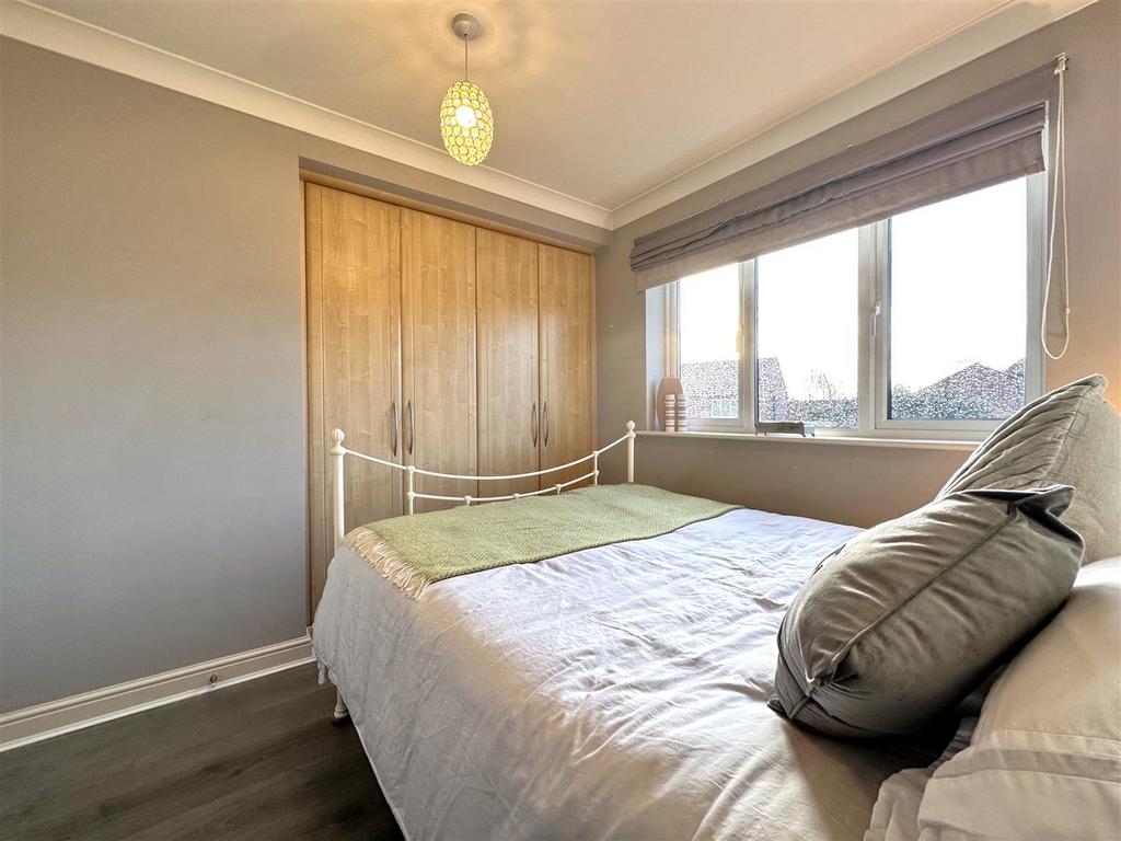 Second Bedroom With Fitted Wardrobes 184