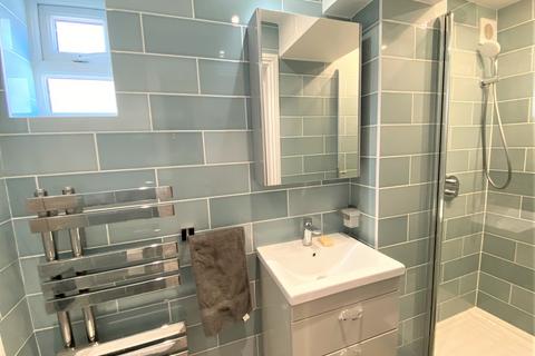 undefined, King Street, Chiswick, London