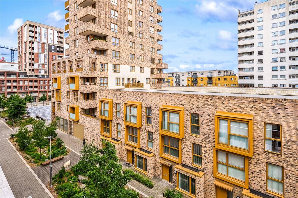 Crane Court