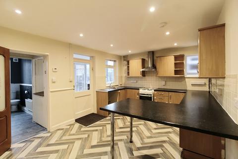 3 bedroom semi-detached house for sale, Pullman Road, Wigston
