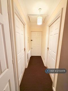 2 bedroom flat to rent, Causton Square, Dagenham, RM10