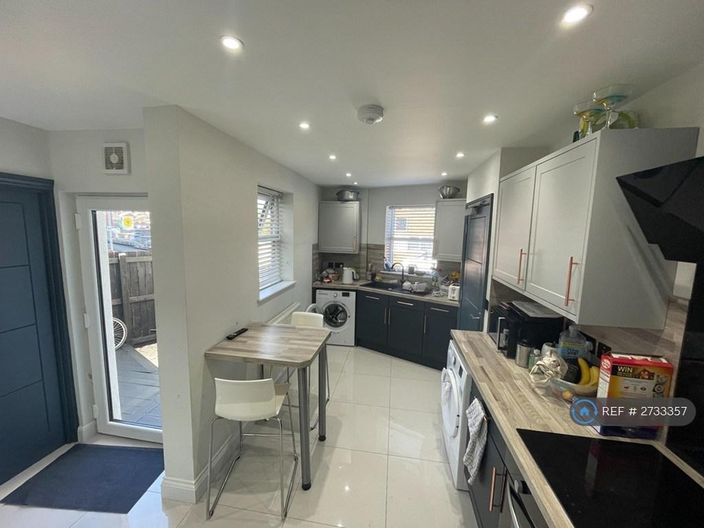 Communal Kitchen