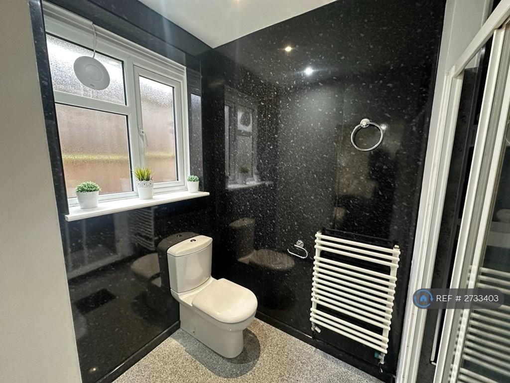 Ground Floor Bathroom